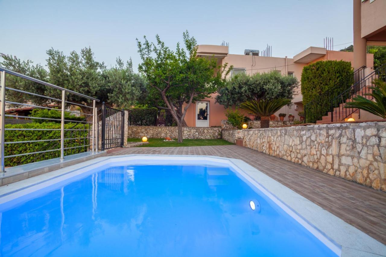 Panorama Traditional House With Private Pool Rodhiá Buitenkant foto