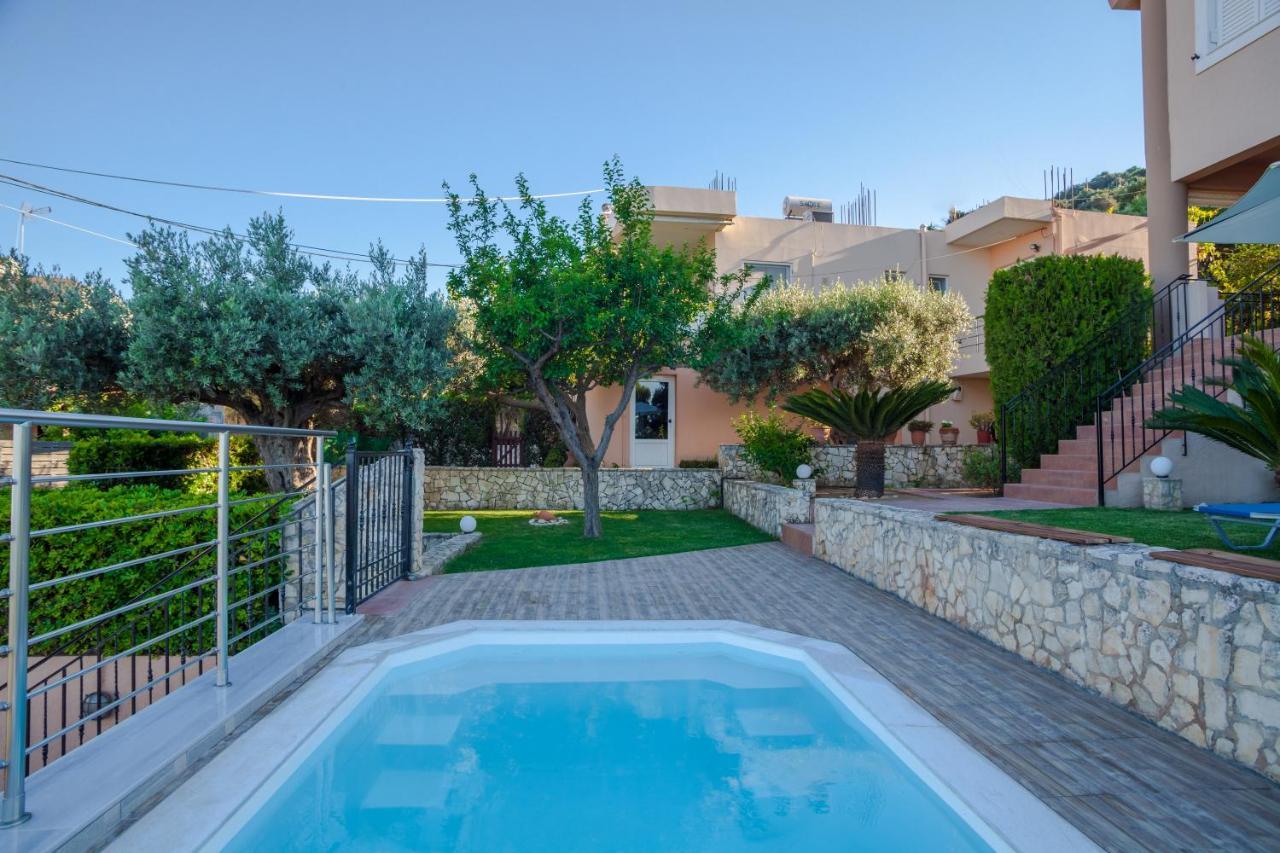 Panorama Traditional House With Private Pool Rodhiá Buitenkant foto